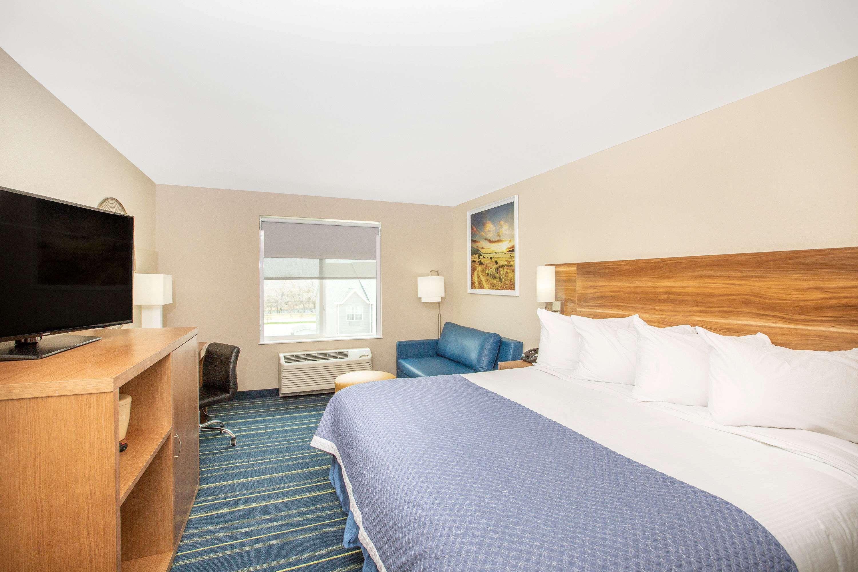 Days Inn & Suites By Wyndham Kearney Ne Eksteriør bilde