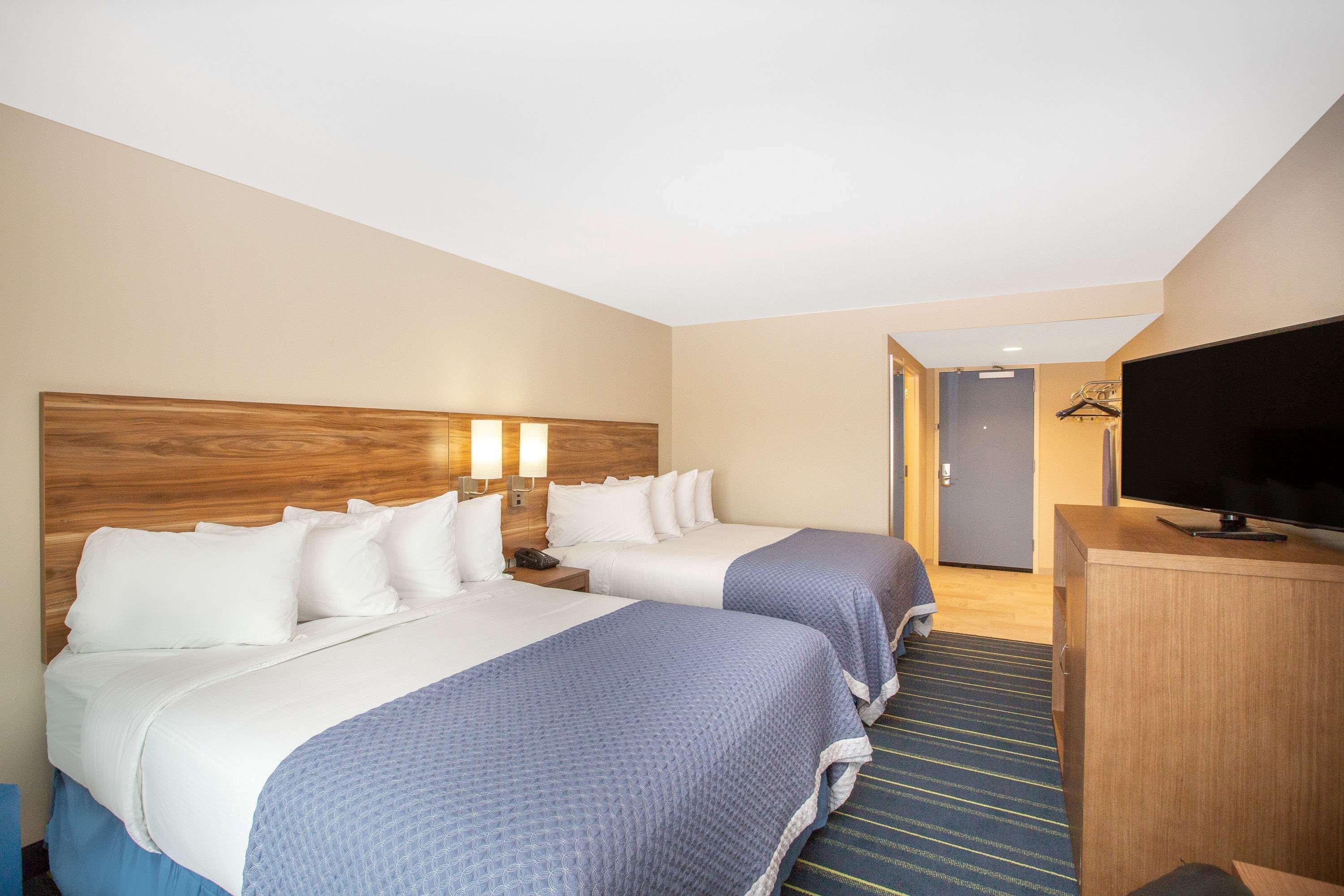 Days Inn & Suites By Wyndham Kearney Ne Eksteriør bilde
