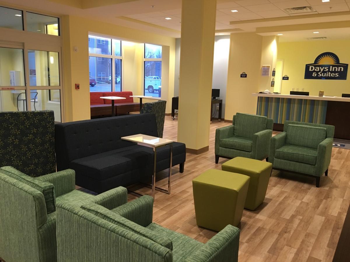 Days Inn & Suites By Wyndham Kearney Ne Eksteriør bilde