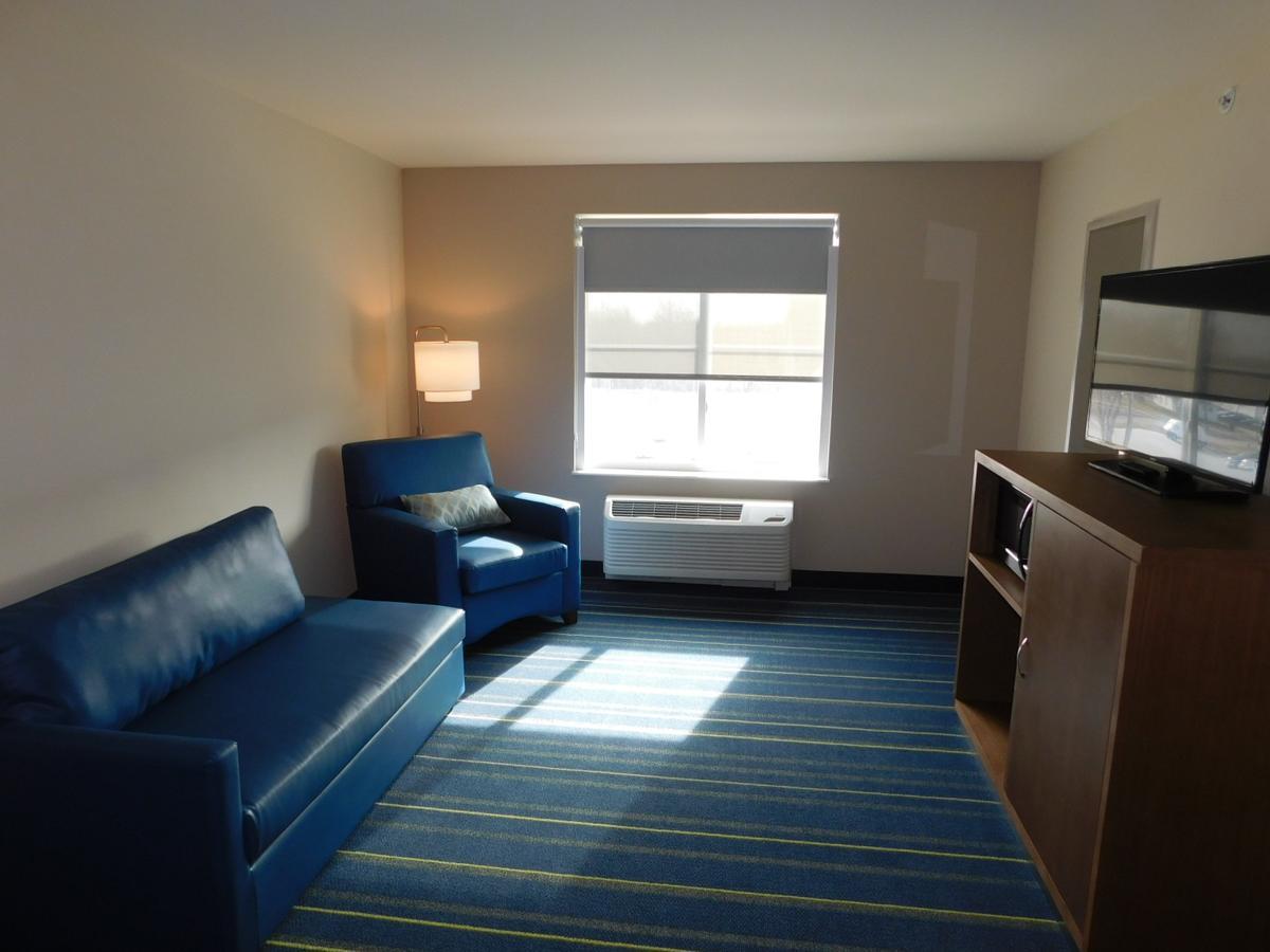 Days Inn & Suites By Wyndham Kearney Ne Eksteriør bilde